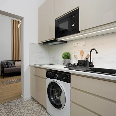 Apartment Szondi56 *